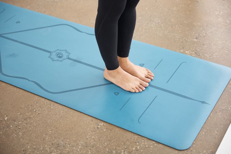 GripFlow Yoga Mat With Position Lines