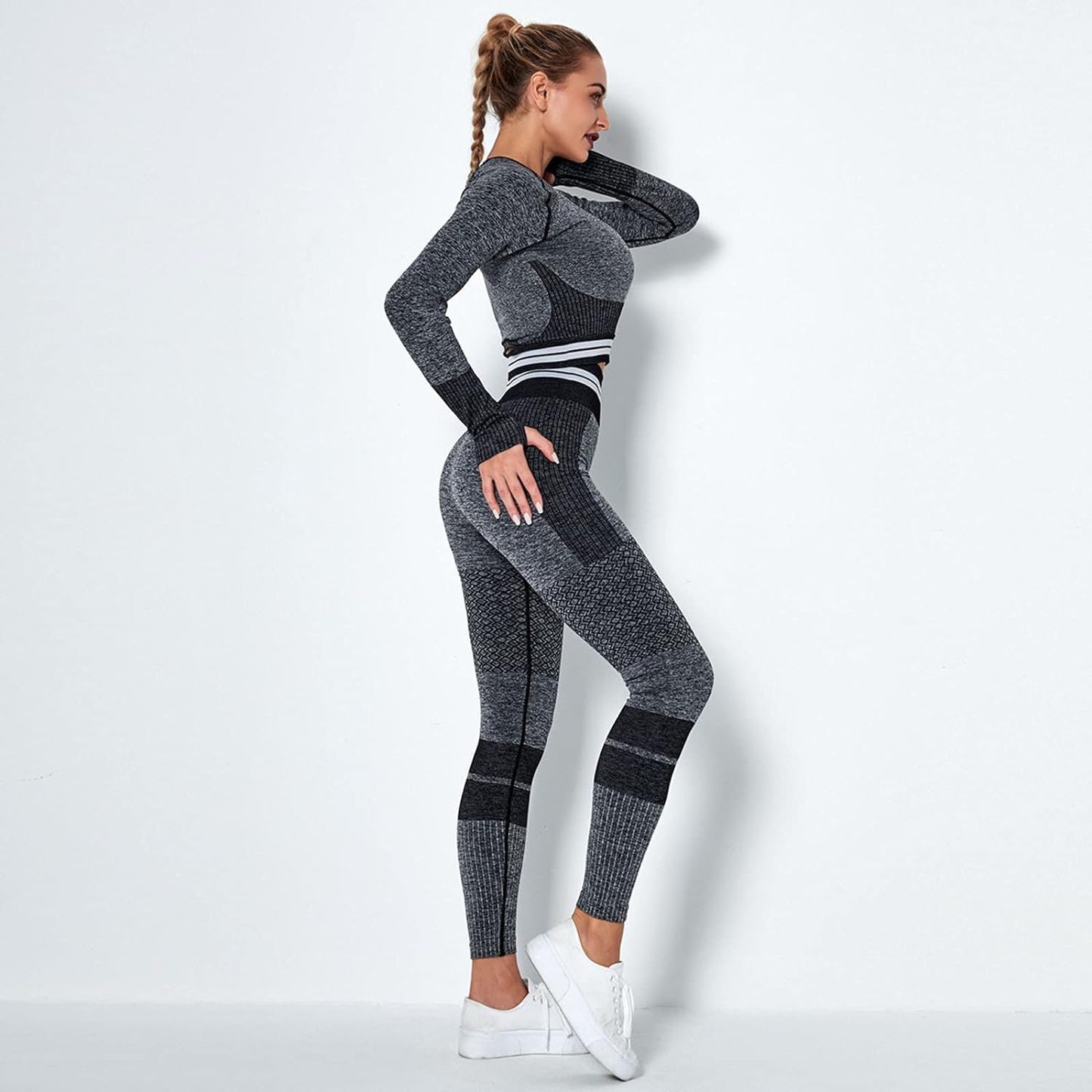 Seamless Quick-Drying Sports Suit